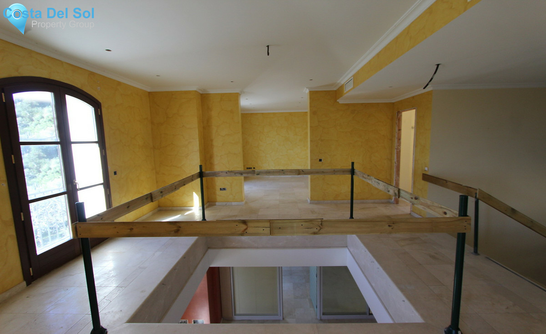 House in Istán-1300977