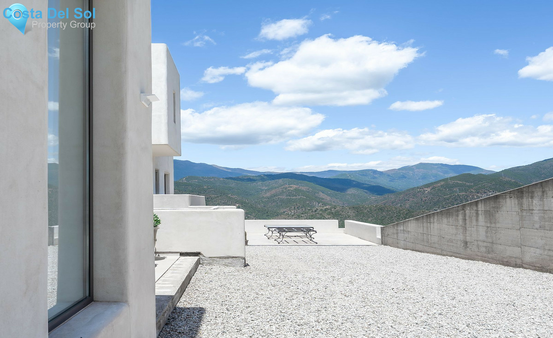 House in Istán-1409530