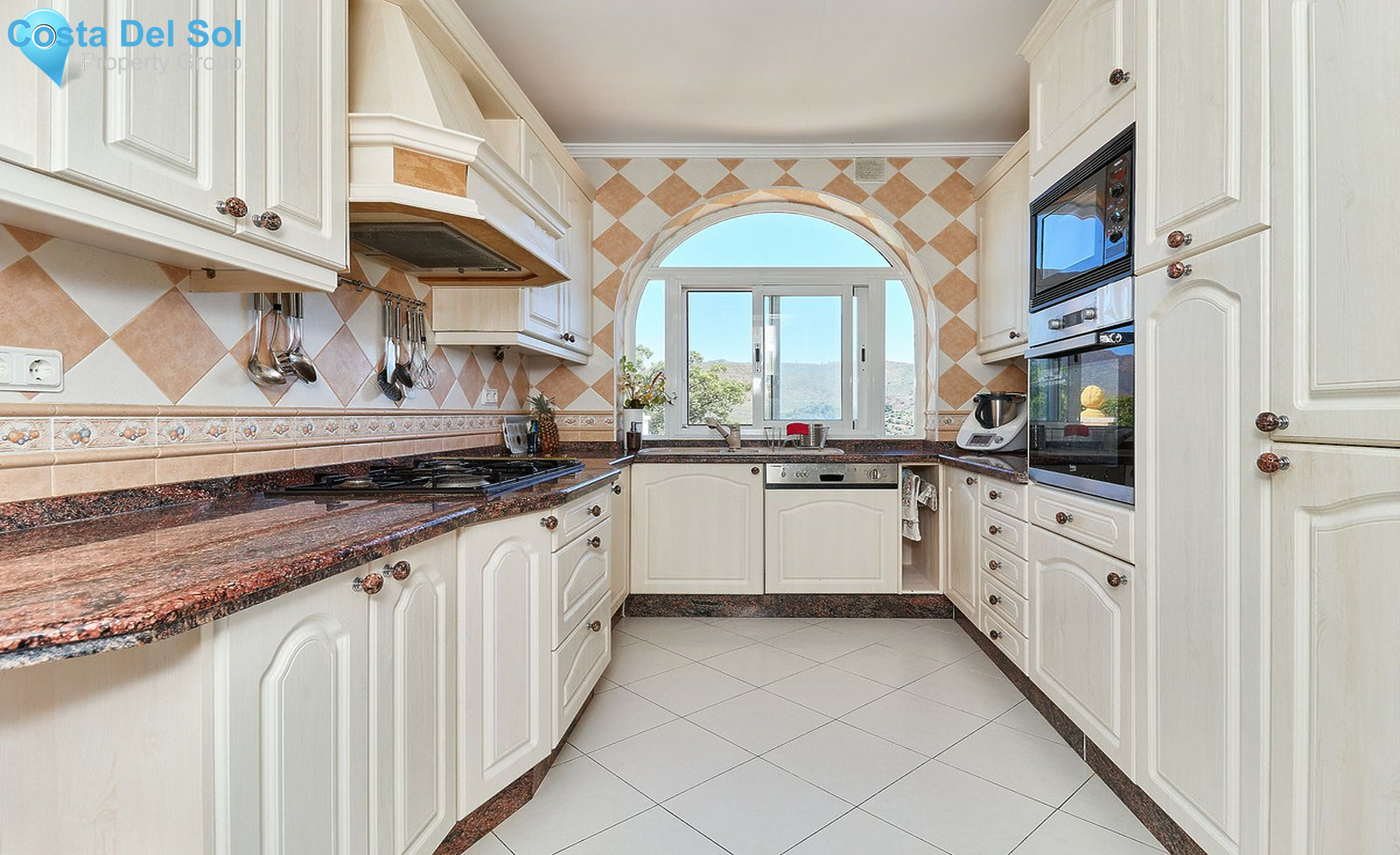 House in La Mairena-1315013