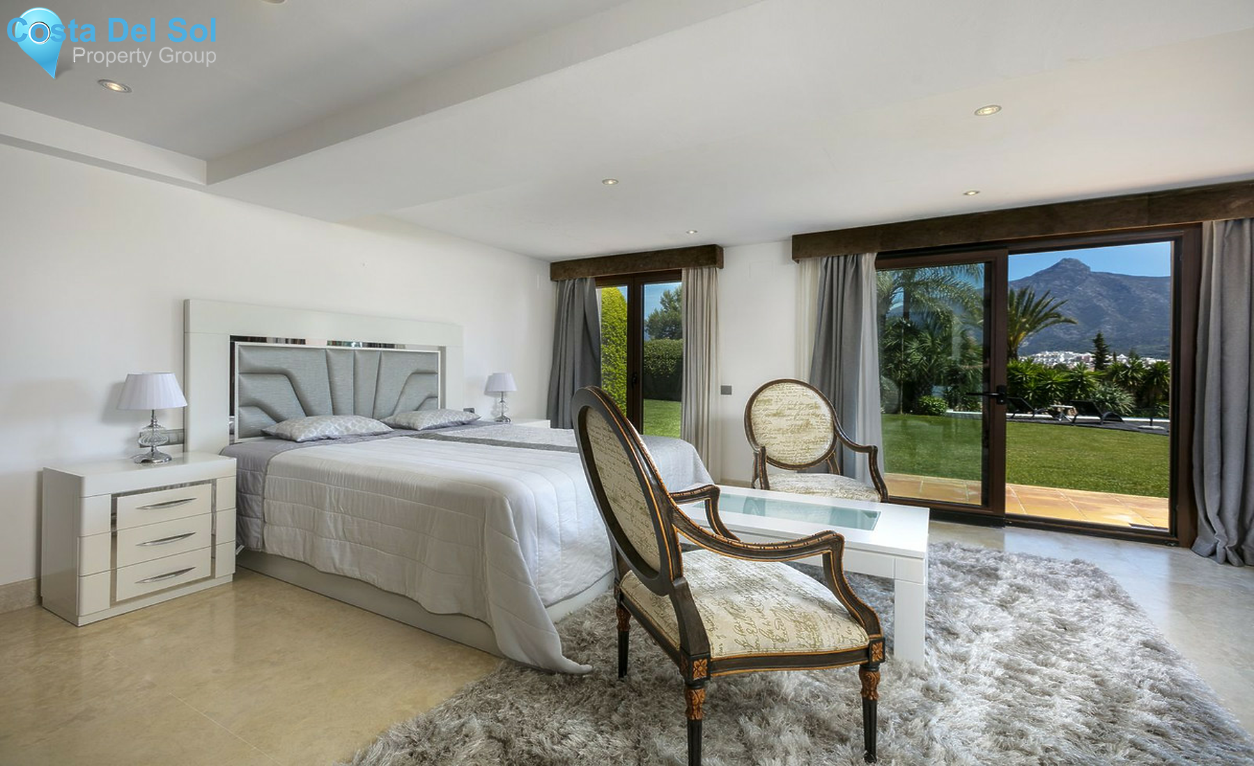 House in Las Brisas-1526600