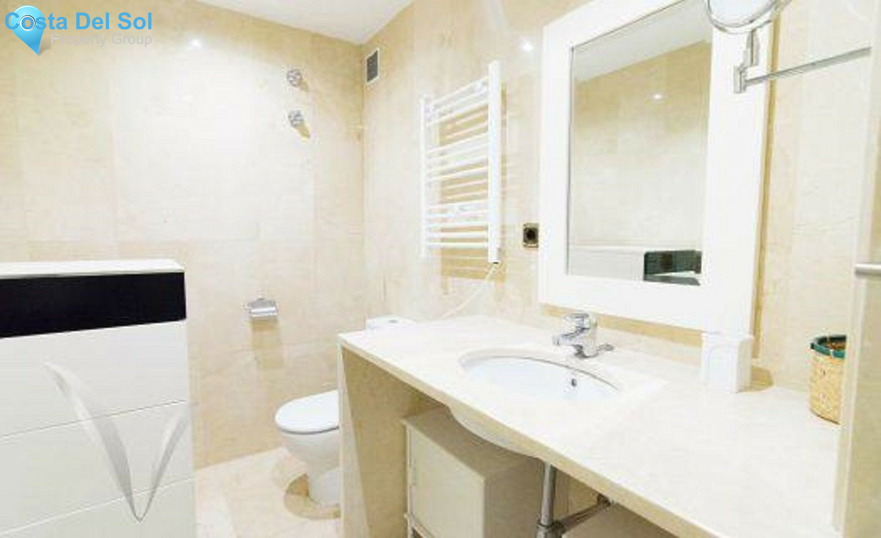 House in Marbella-1257322