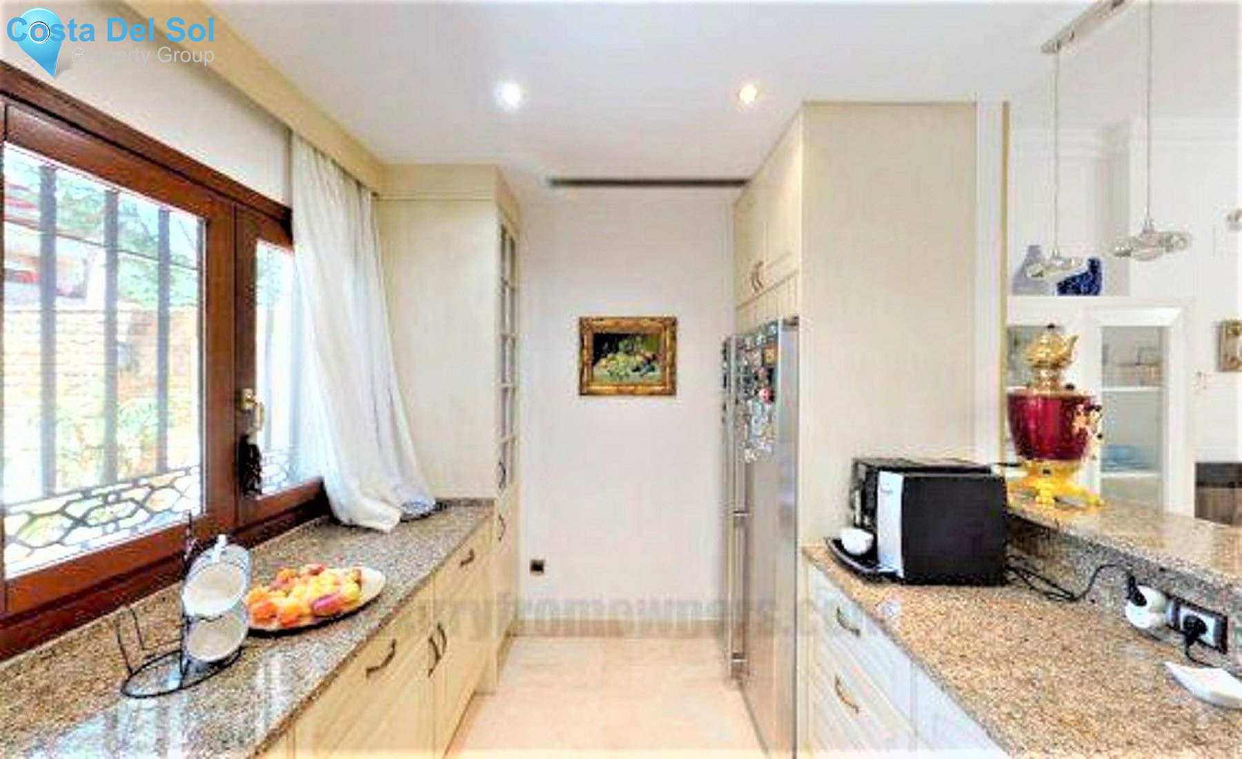 House in Marbella-1257313