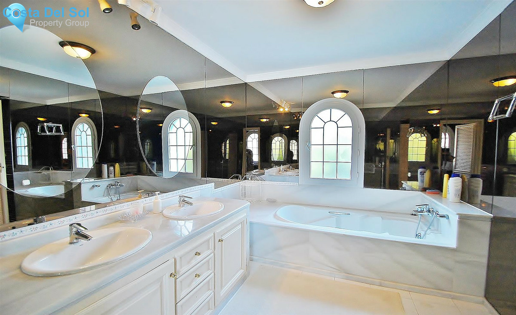 House in Marbella-1323041