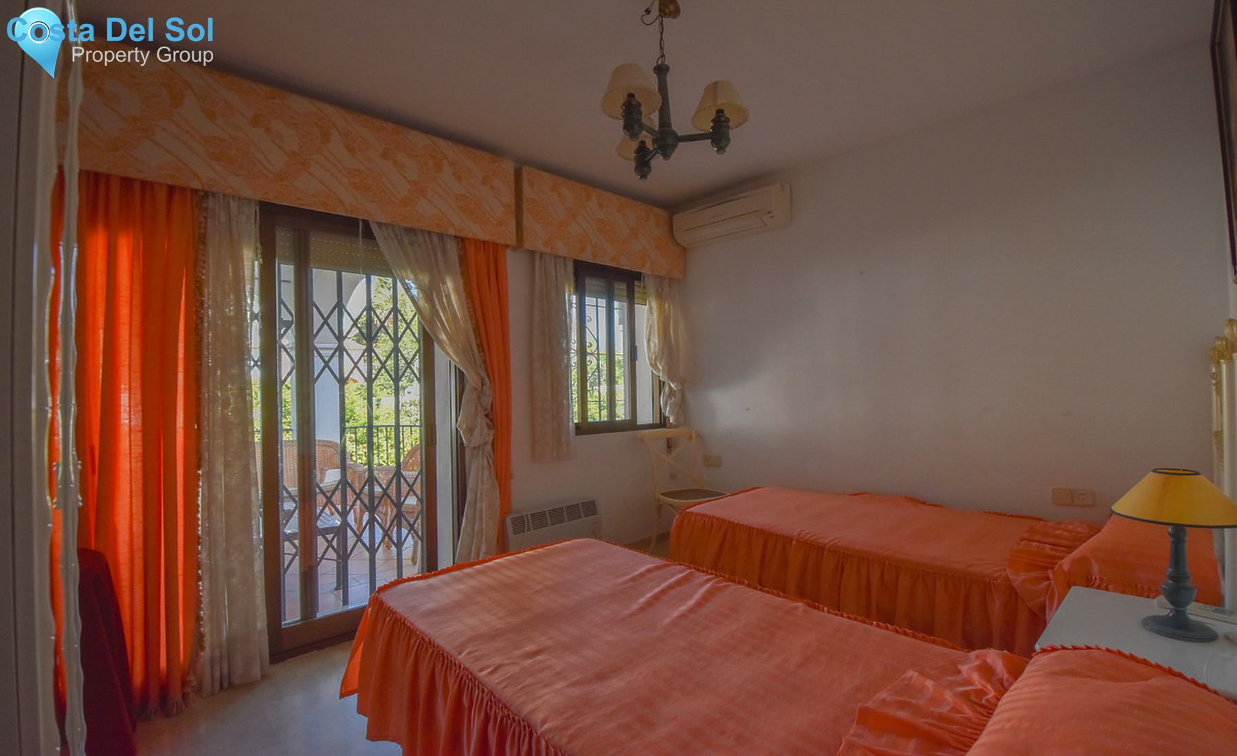 House in Nueva Andalucía-1346322