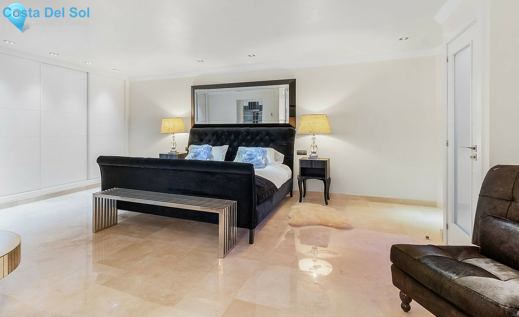 House in Nueva Andalucía-1477516