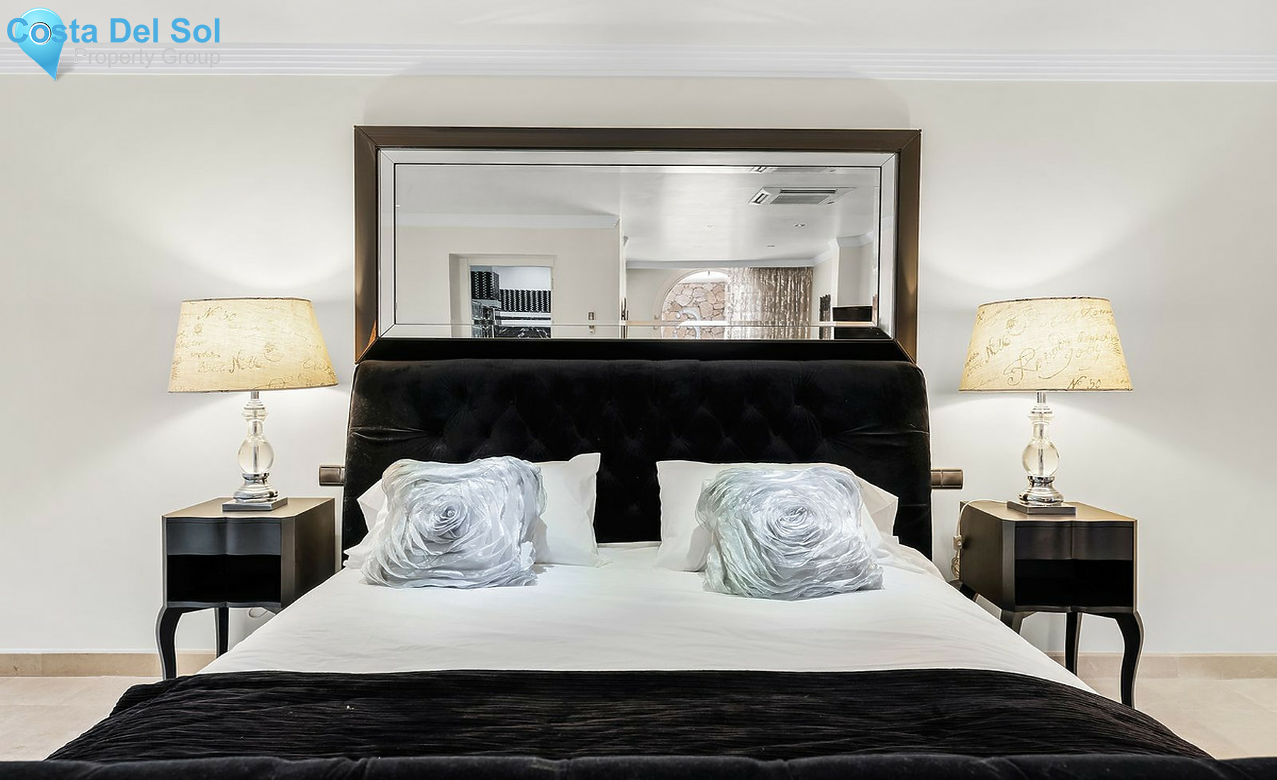 House in Nueva Andalucía-1477517