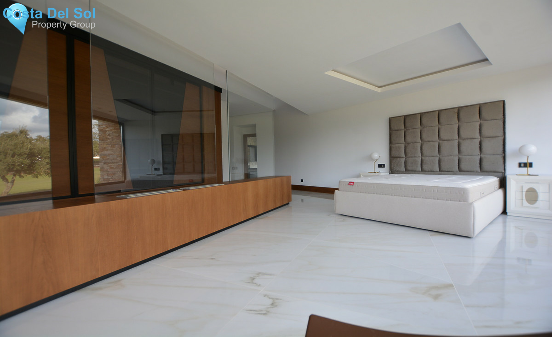 House in San Roque-1455631