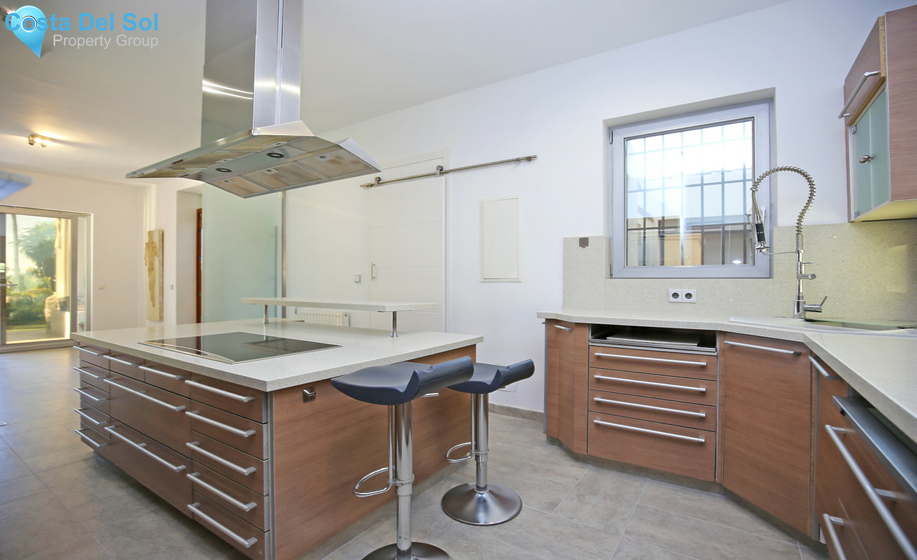 House in The Golden Mile-1365406