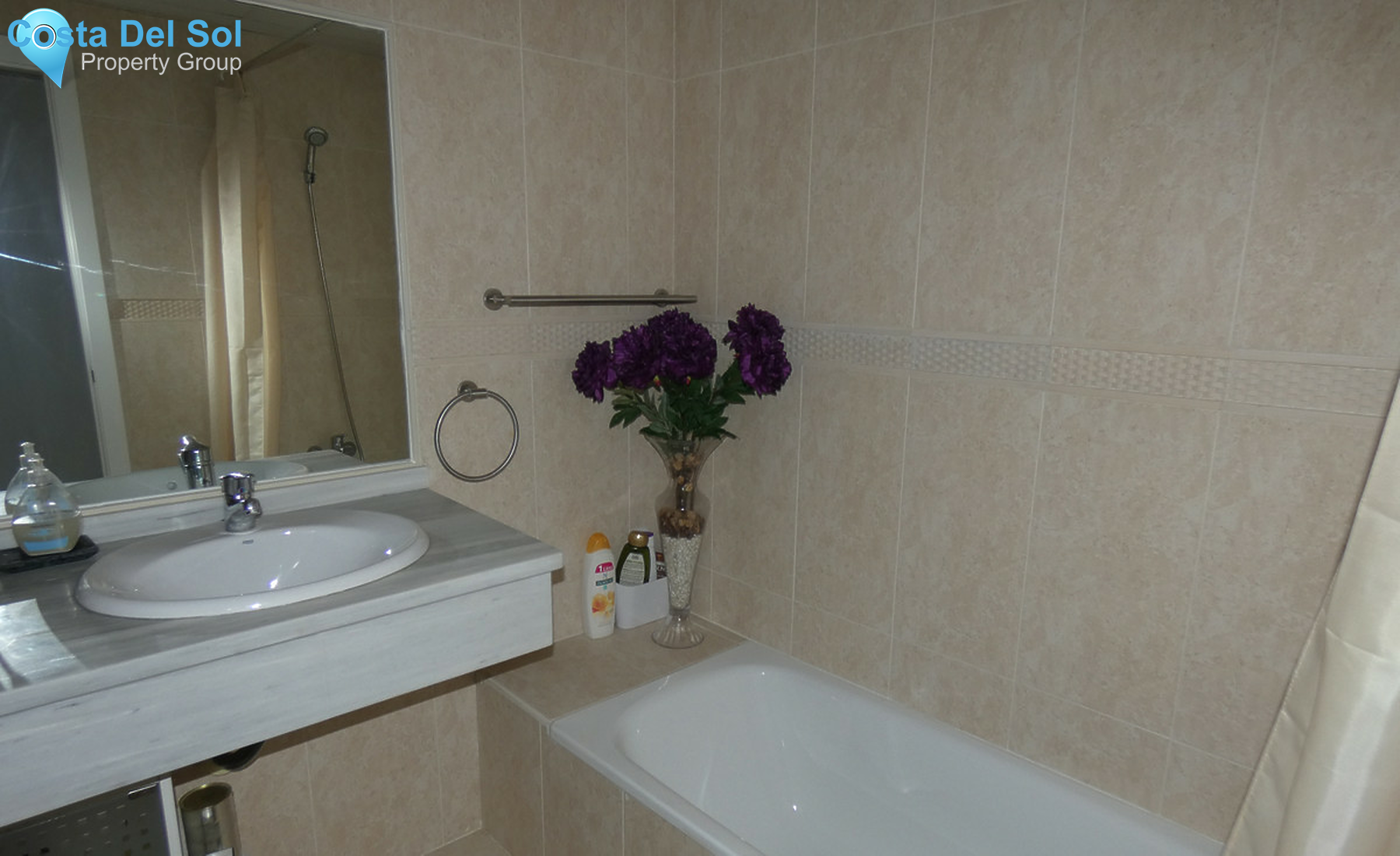 Middle Floor Apartment in Alhaurin Golf