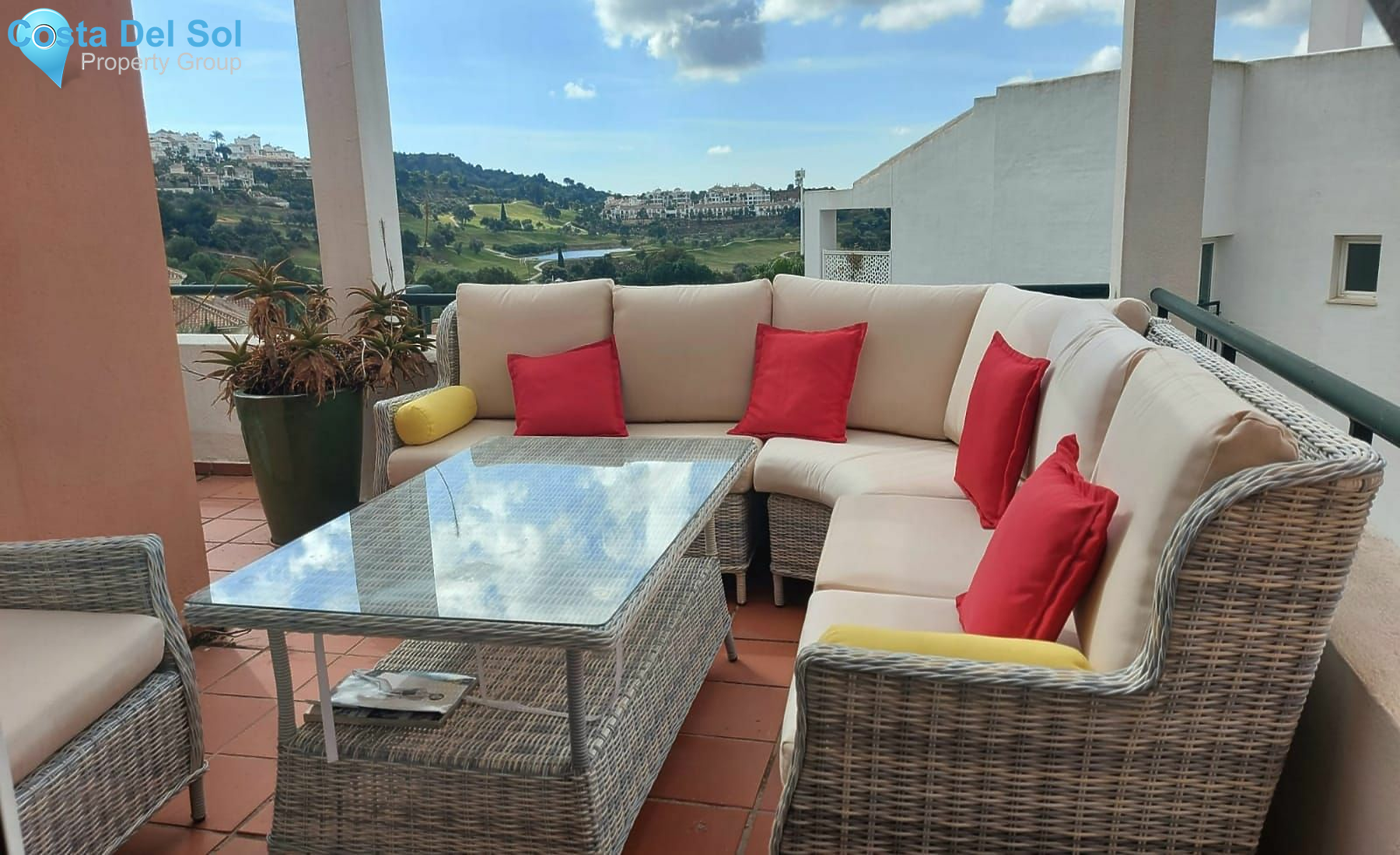 Middle Floor Apartment in Alhaurin Golf