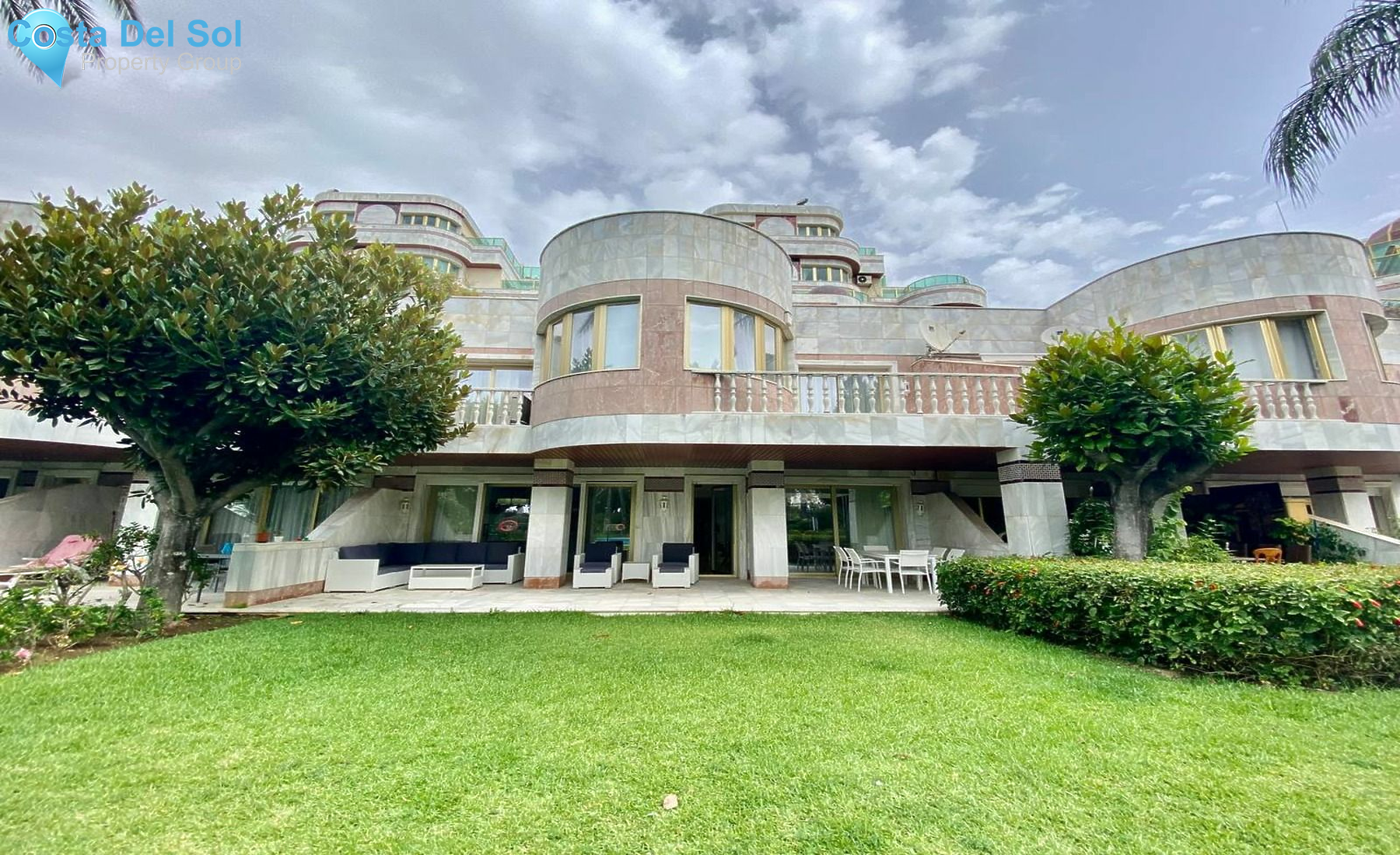 Middle Floor Apartment in Marbella