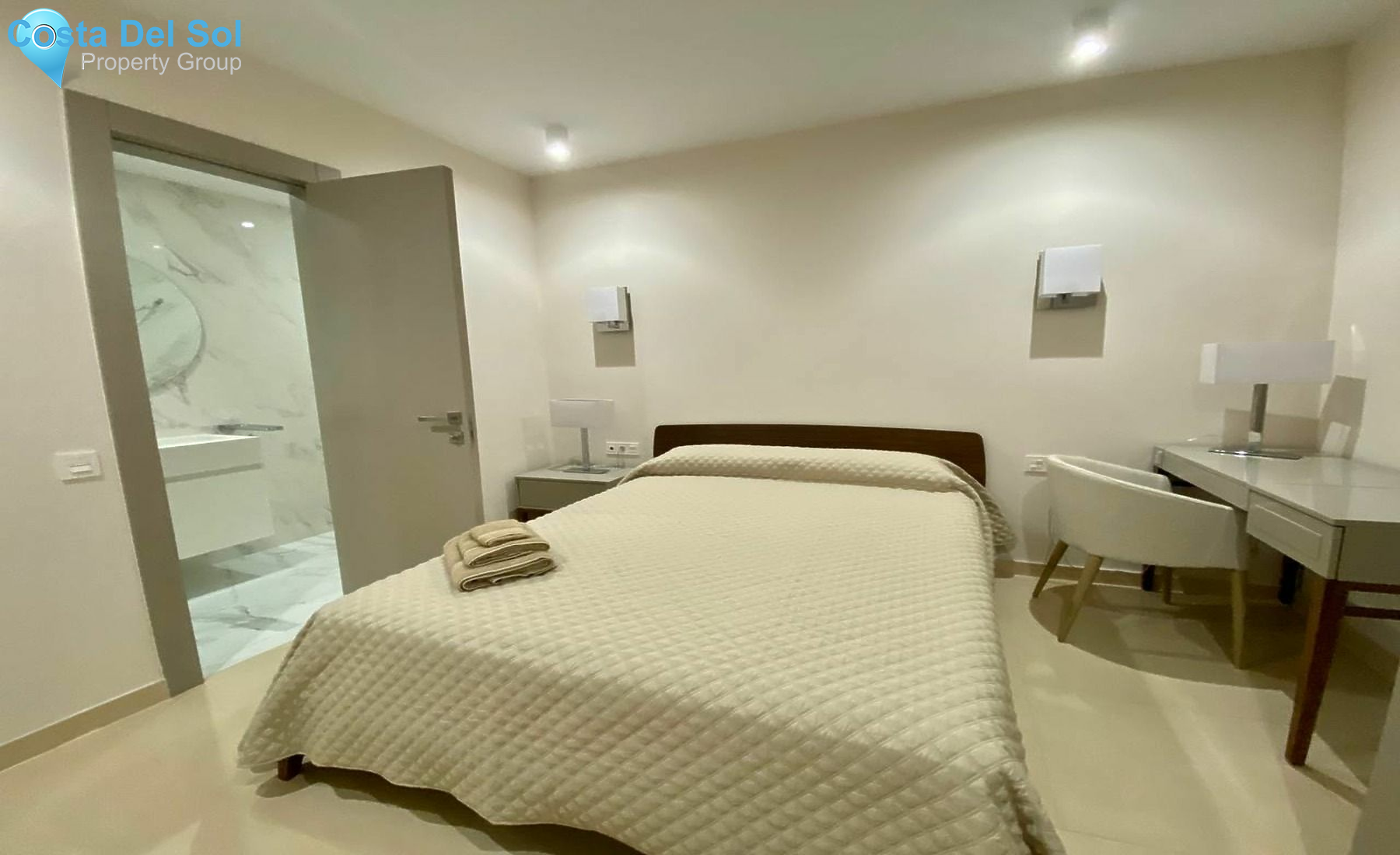 Middle Floor Apartment in Marbella-1484287