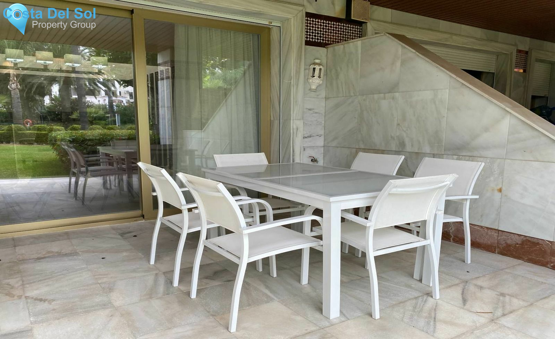 Middle Floor Apartment in Marbella-1484278