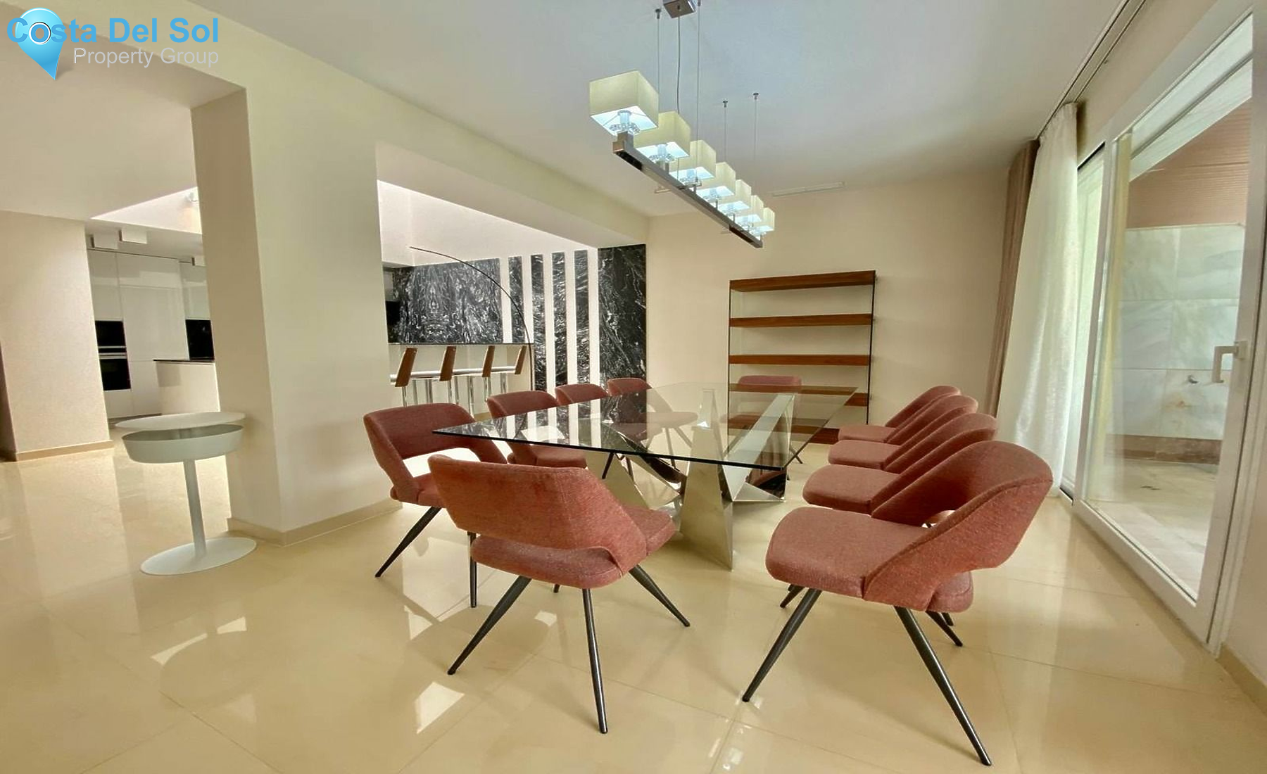 Middle Floor Apartment in Marbella-1484281