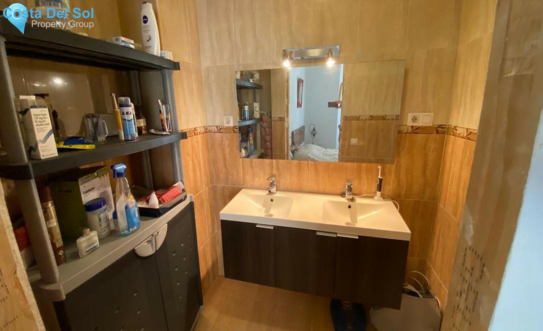 Middle Floor Apartment in Málaga-1252071