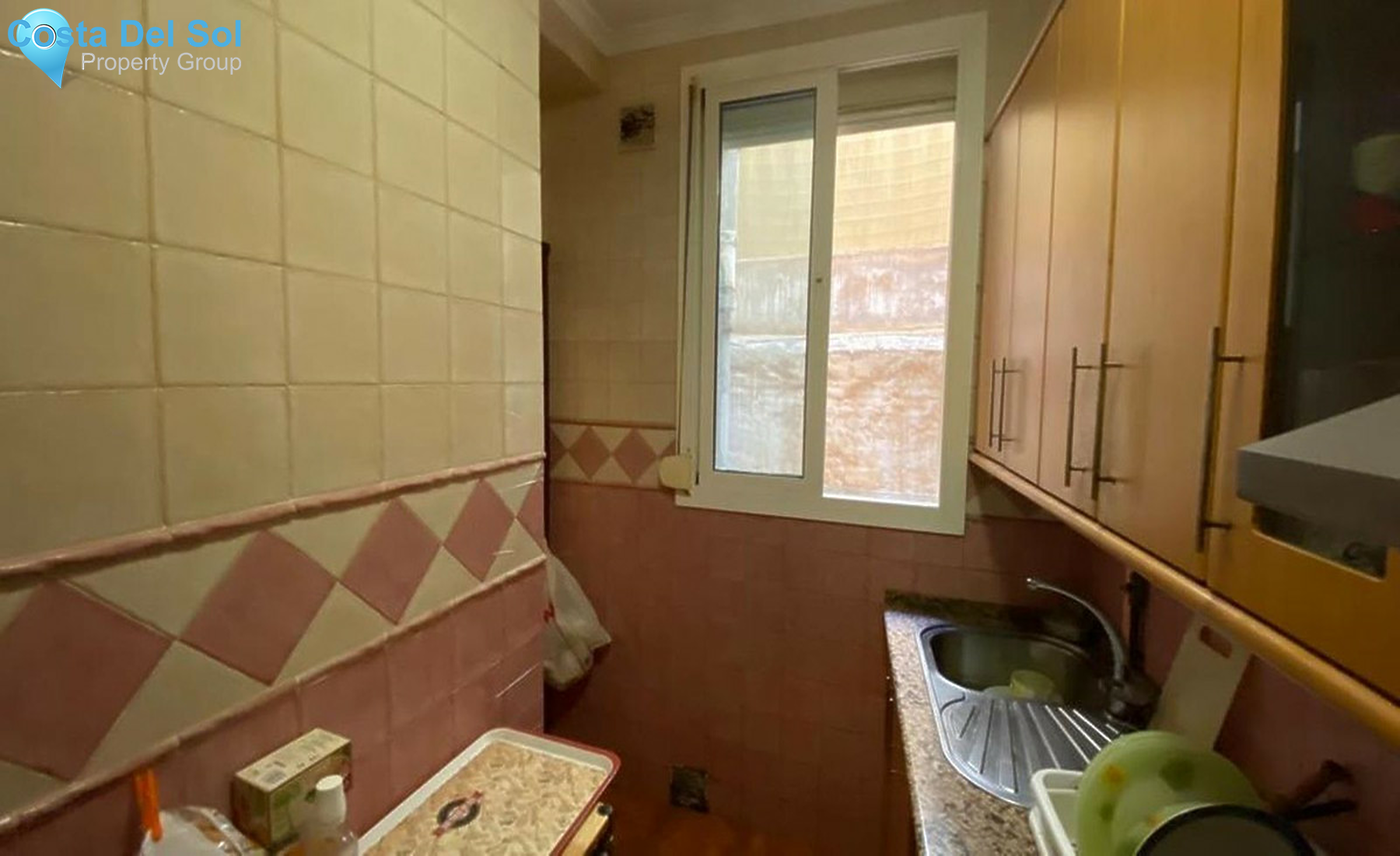 Middle Floor Apartment in Málaga-1252072