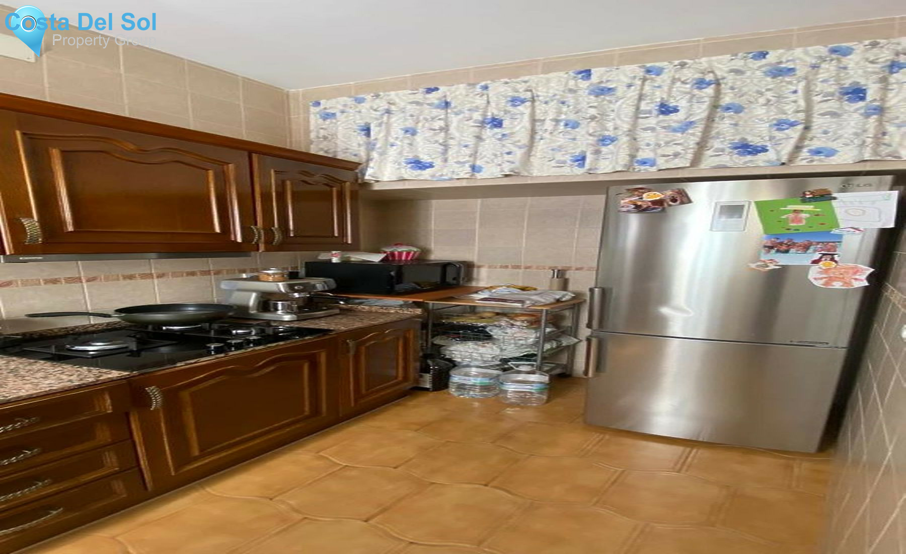 Middle Floor Apartment in Málaga-1252065