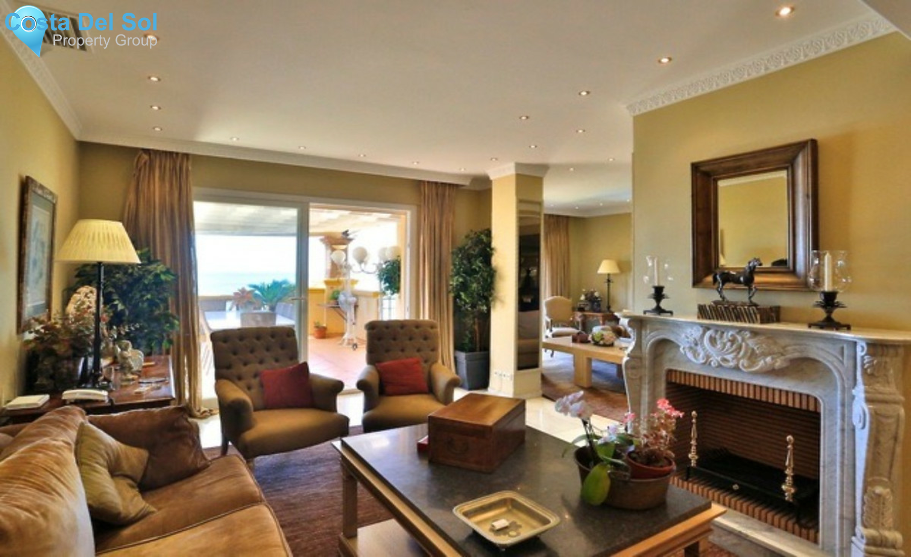 Middle Floor Apartment in Río Real