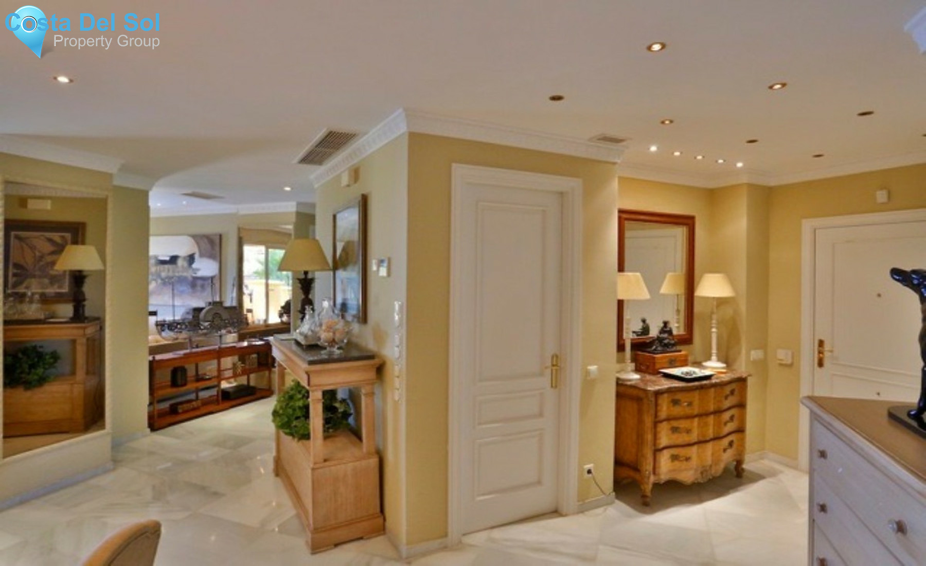 Middle Floor Apartment in Río Real-1281478