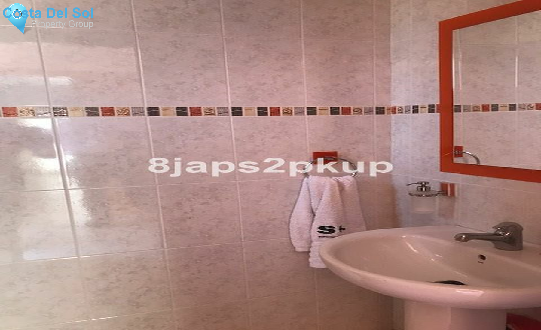 Semi-Detached House in Estepona-1220473