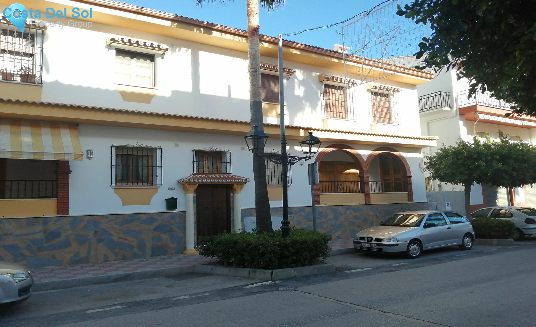 Semi-Detached House in Monda