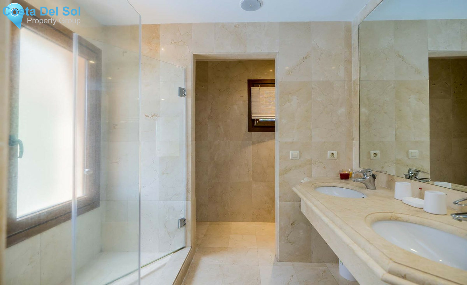 Semi-Detached House in Riviera del Sol-1362729