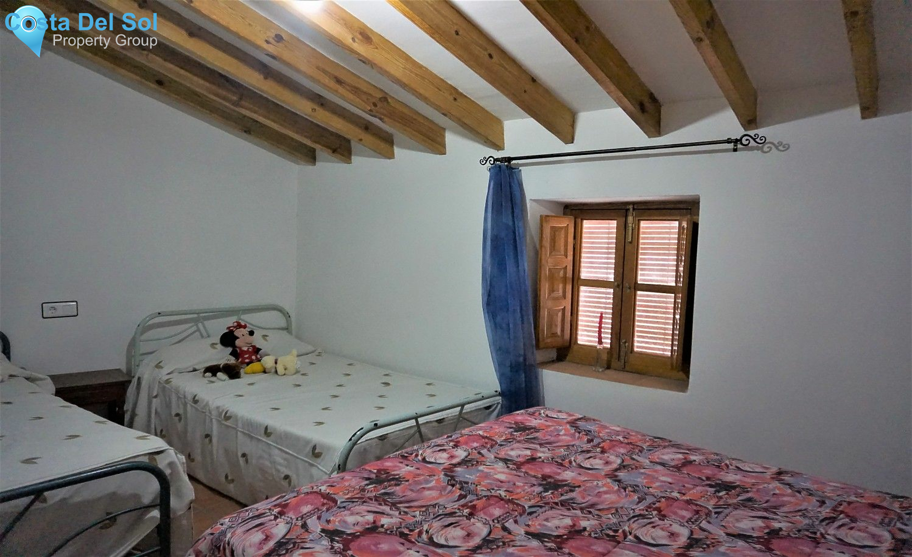 Semi-Detached House in Salares-1206221