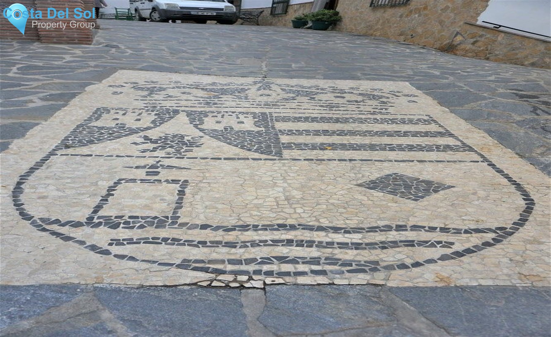 Semi-Detached House in Salares-1206204