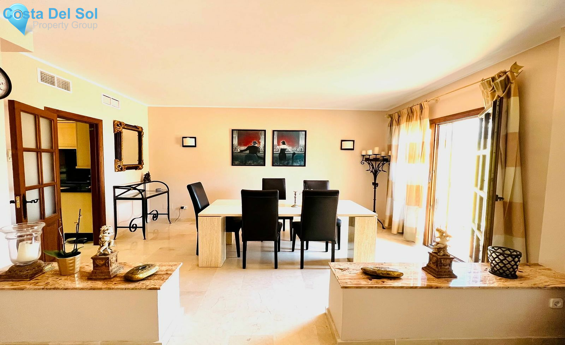 Semi-Detached House in The Golden Mile-1199969