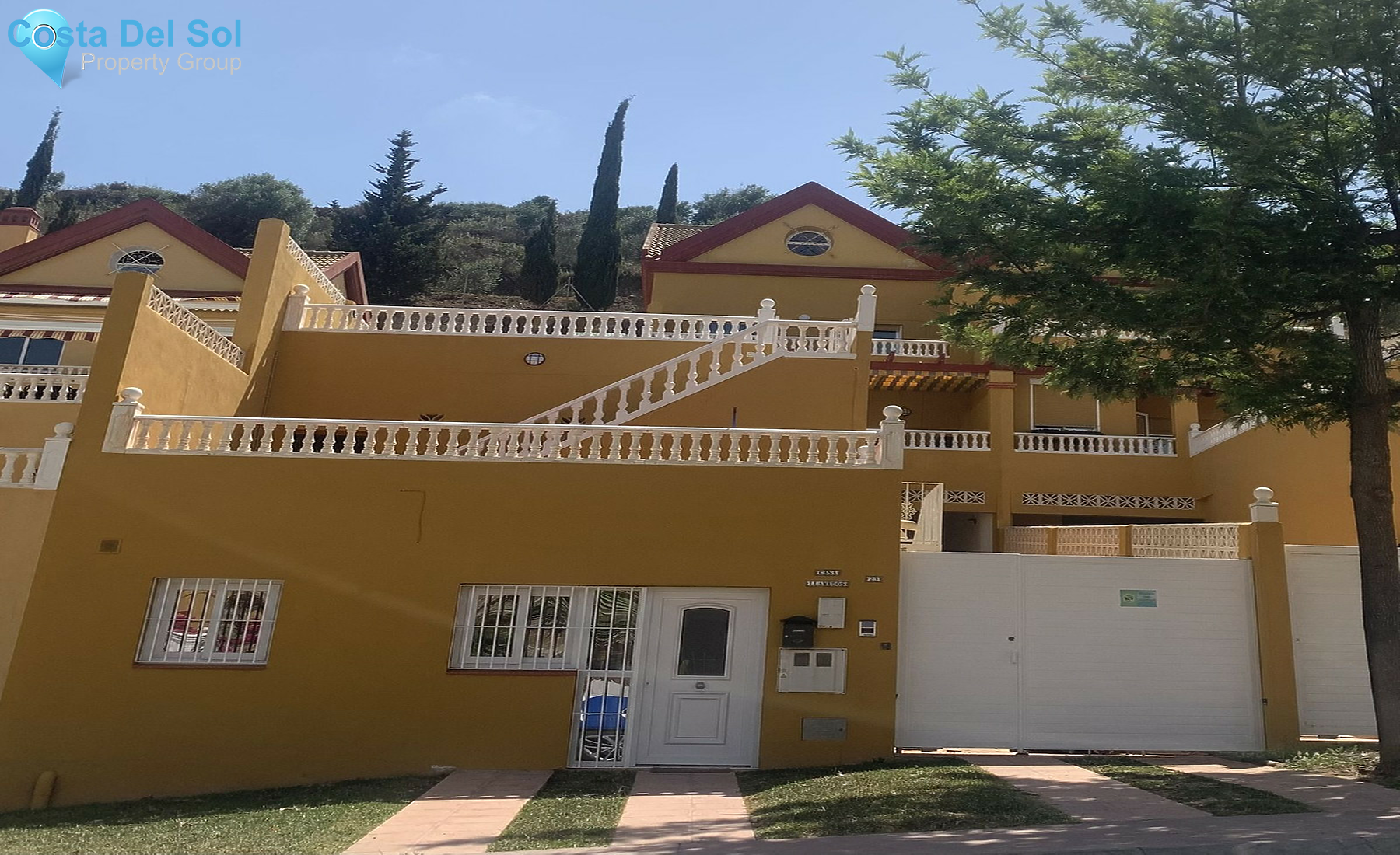 Semi-Detached House in Torrequebrada