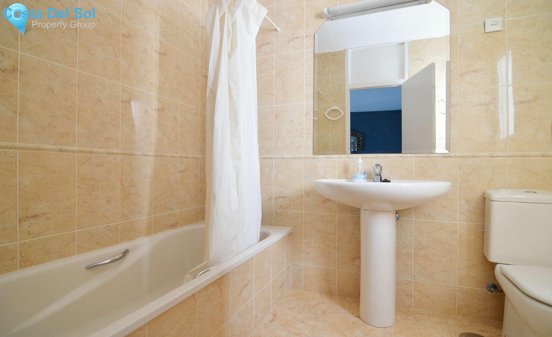 Top Floor Apartment in Fuengirola-1394778