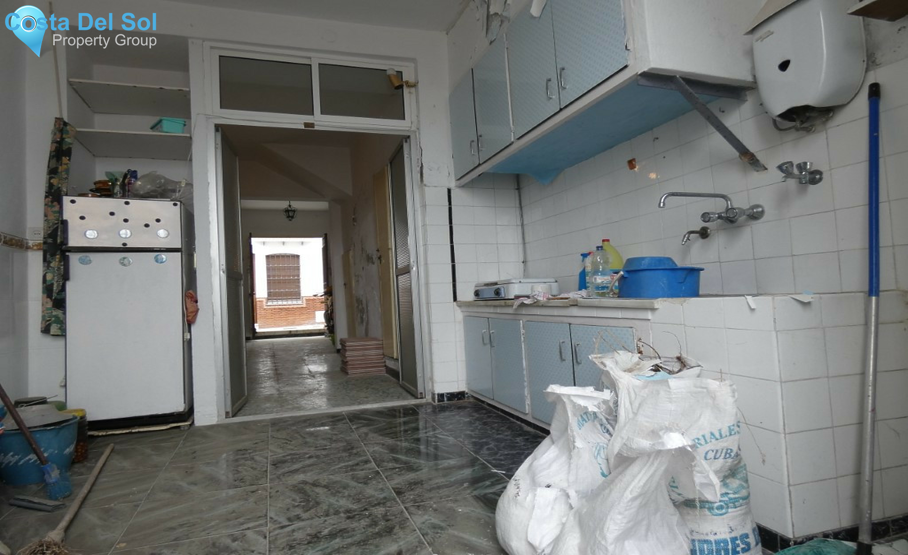 Townhouse in Alhaurín el Grande-1357649