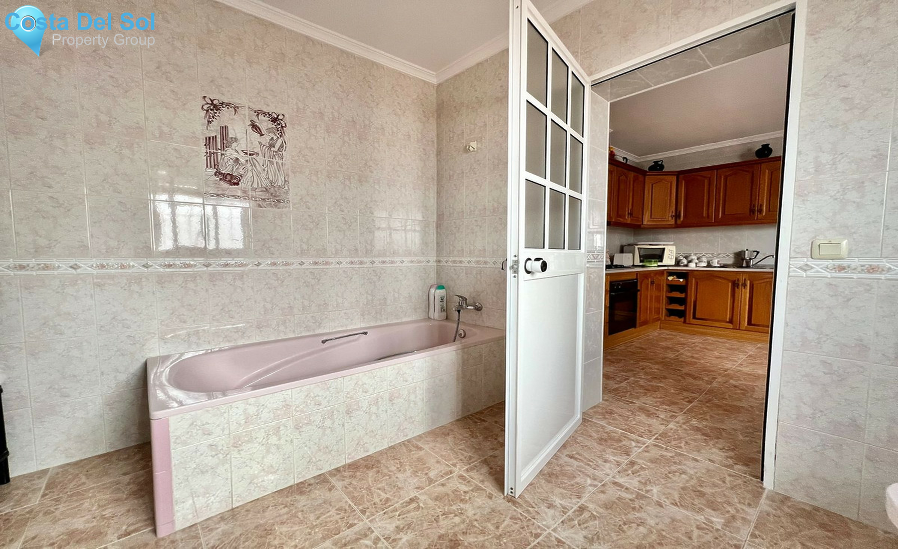 Townhouse in Alhaurín el Grande-1440523