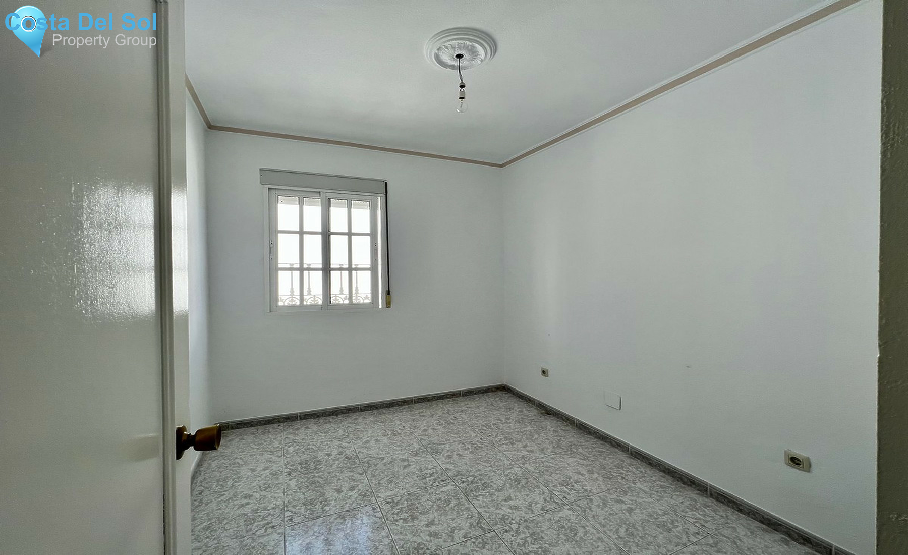 Townhouse in Alhaurín el Grande-1440529