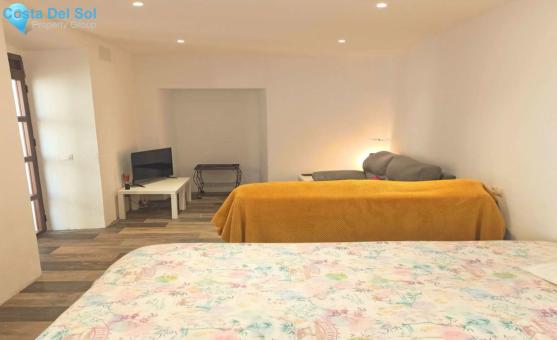 Townhouse in Alhaurín el Grande-1523780