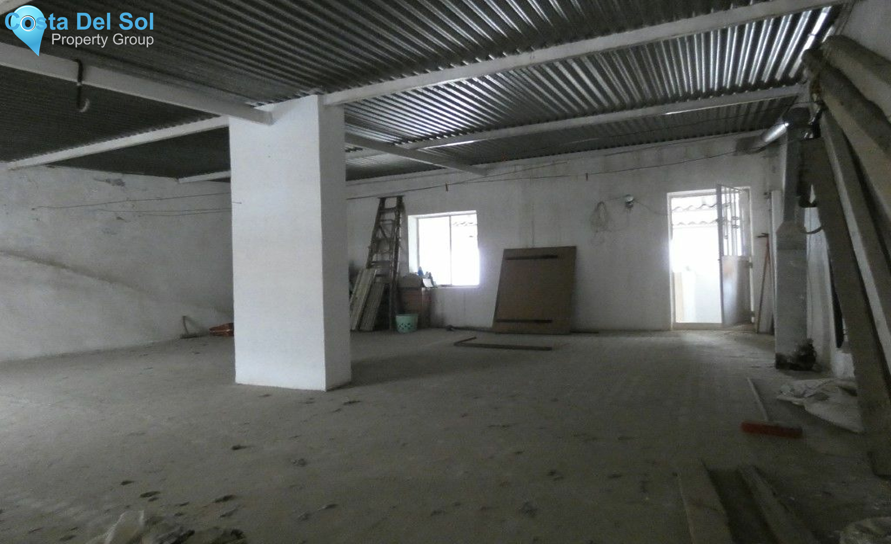 Townhouse in Alhaurín el Grande-1132096