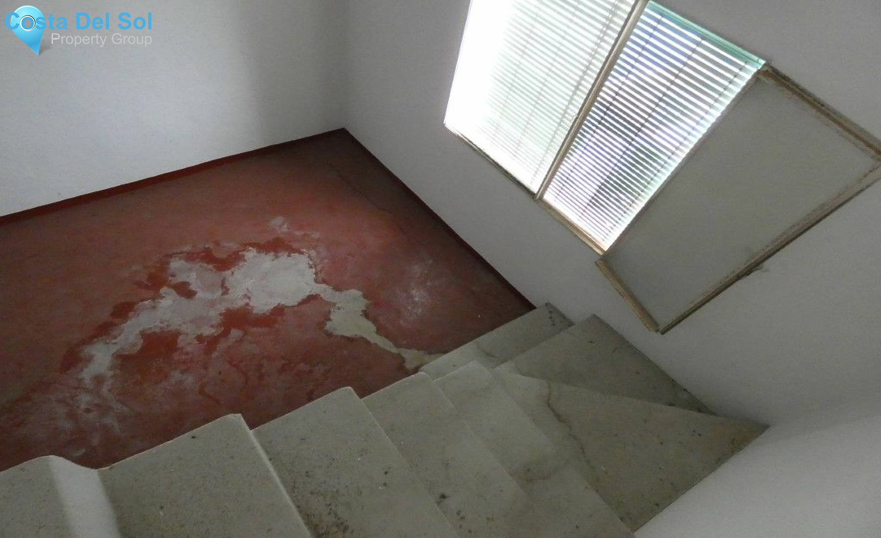 Townhouse in Alhaurín el Grande-1132099