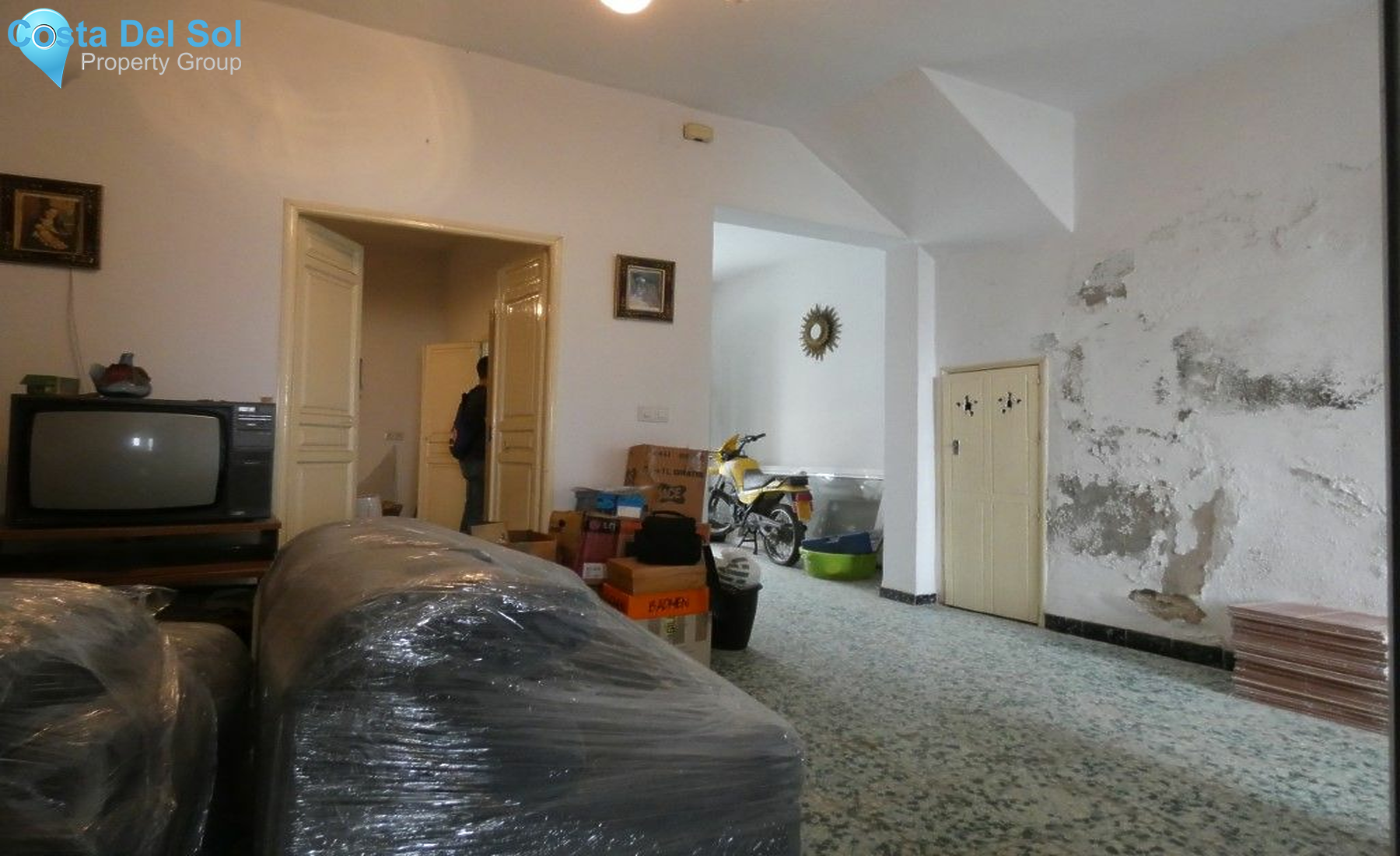 Townhouse in Alhaurín el Grande-1132090