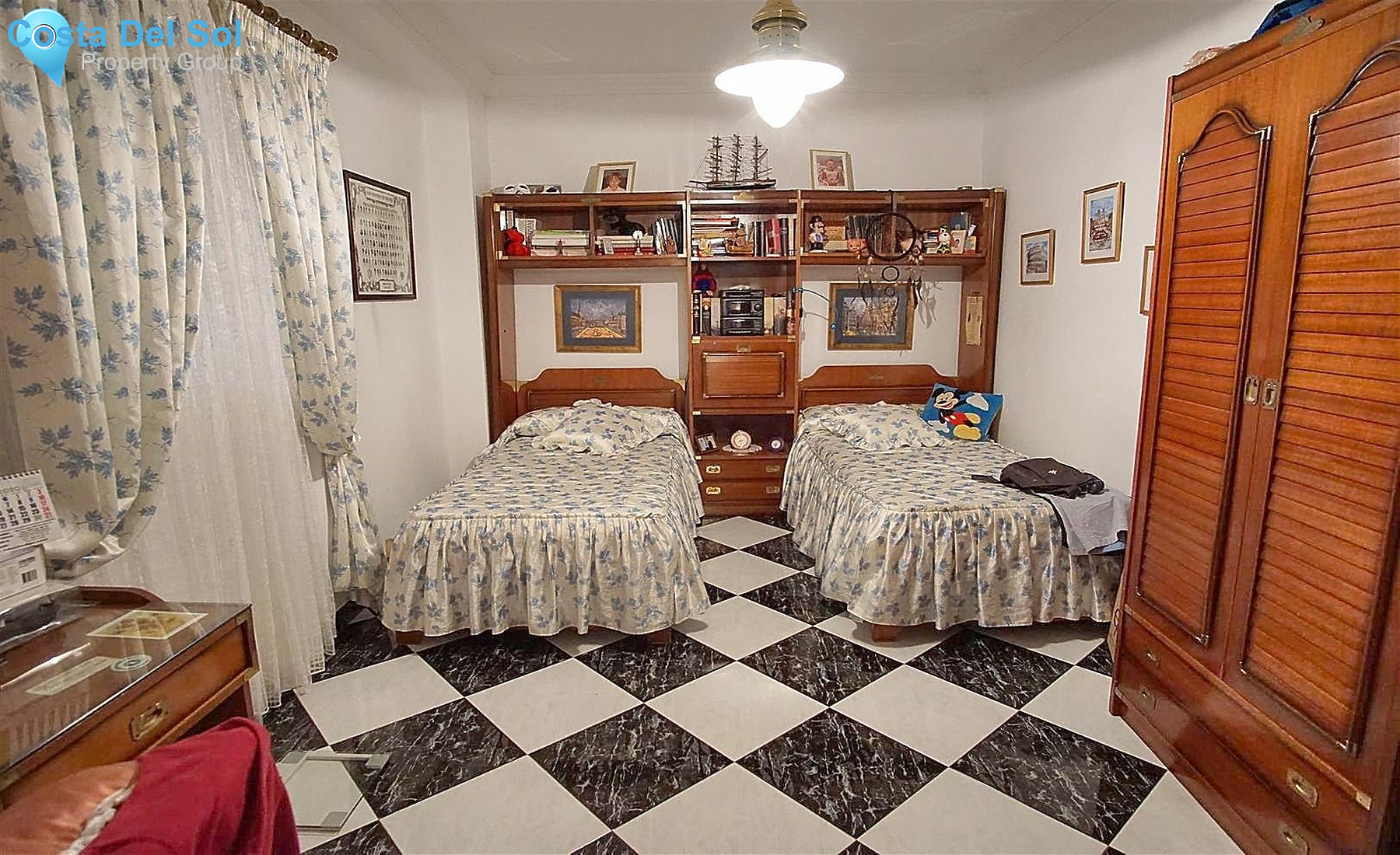 Townhouse in Alhaurín el Grande-1214871