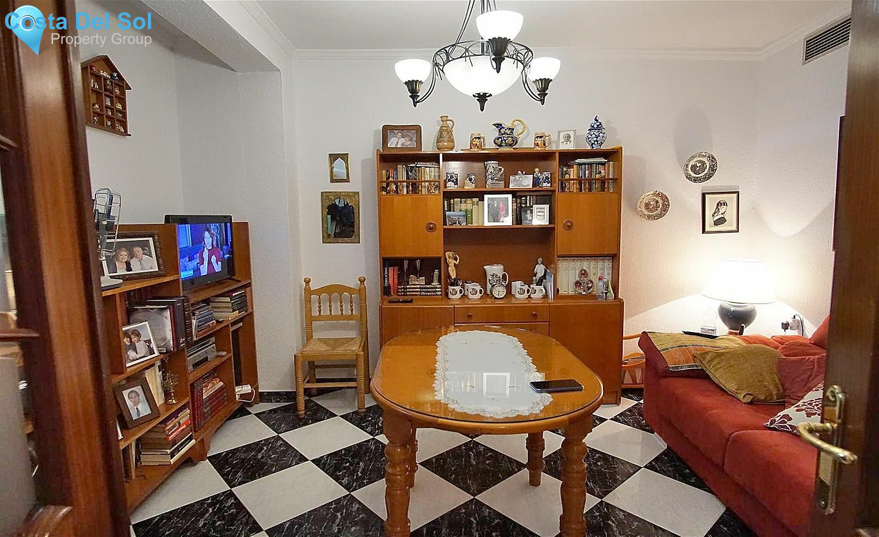 Townhouse in Alhaurín el Grande-1214865