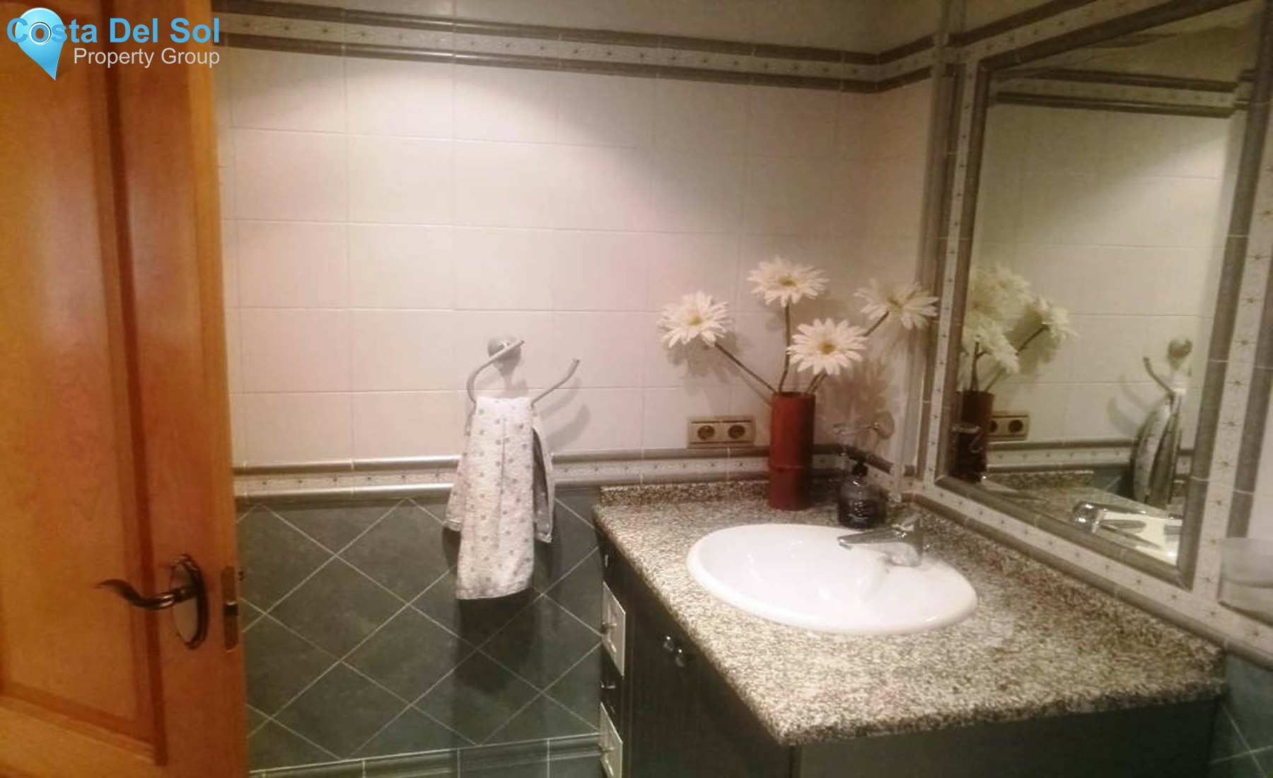 Townhouse in Coín-1349115