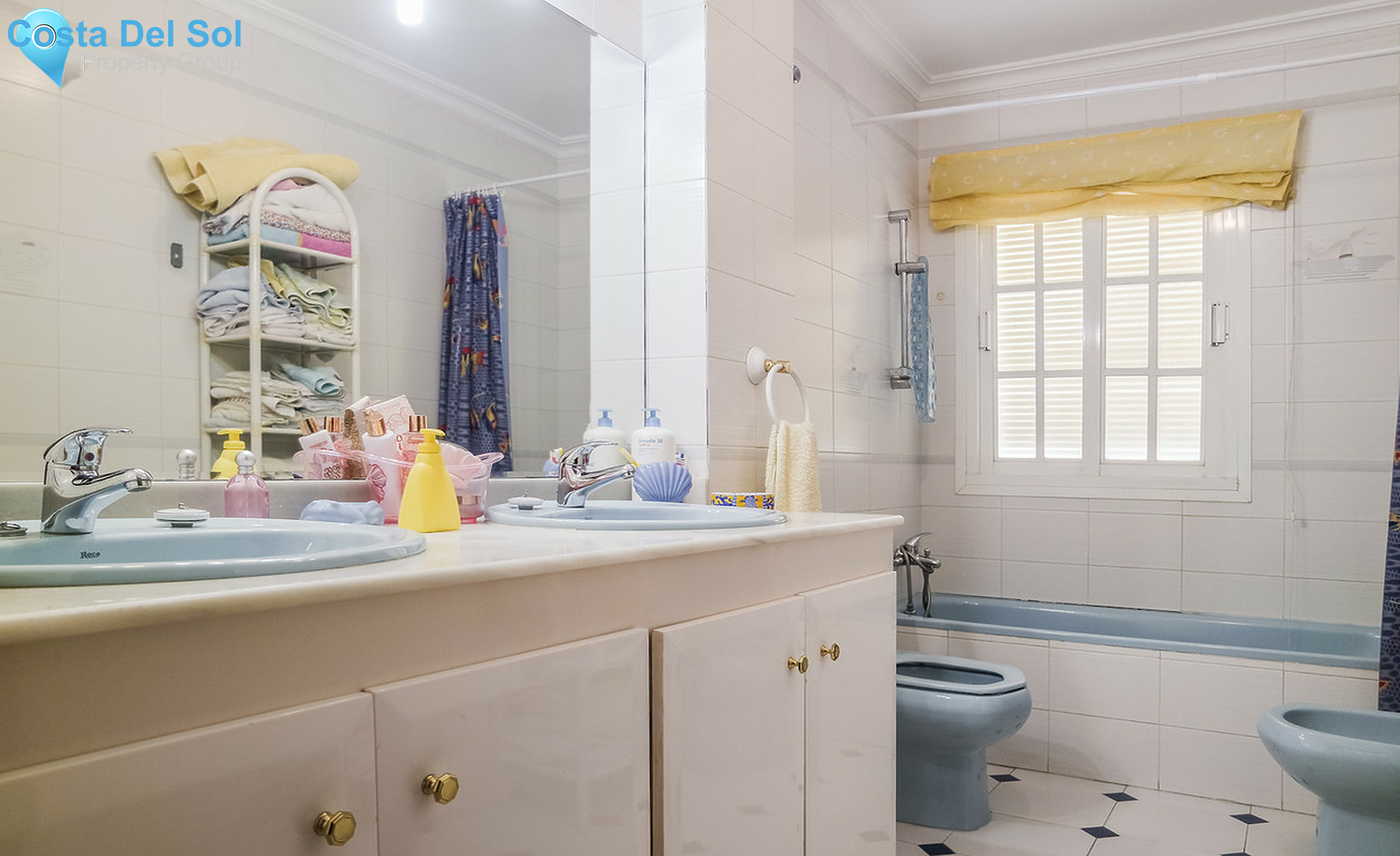 Townhouse in Estepona-1337400