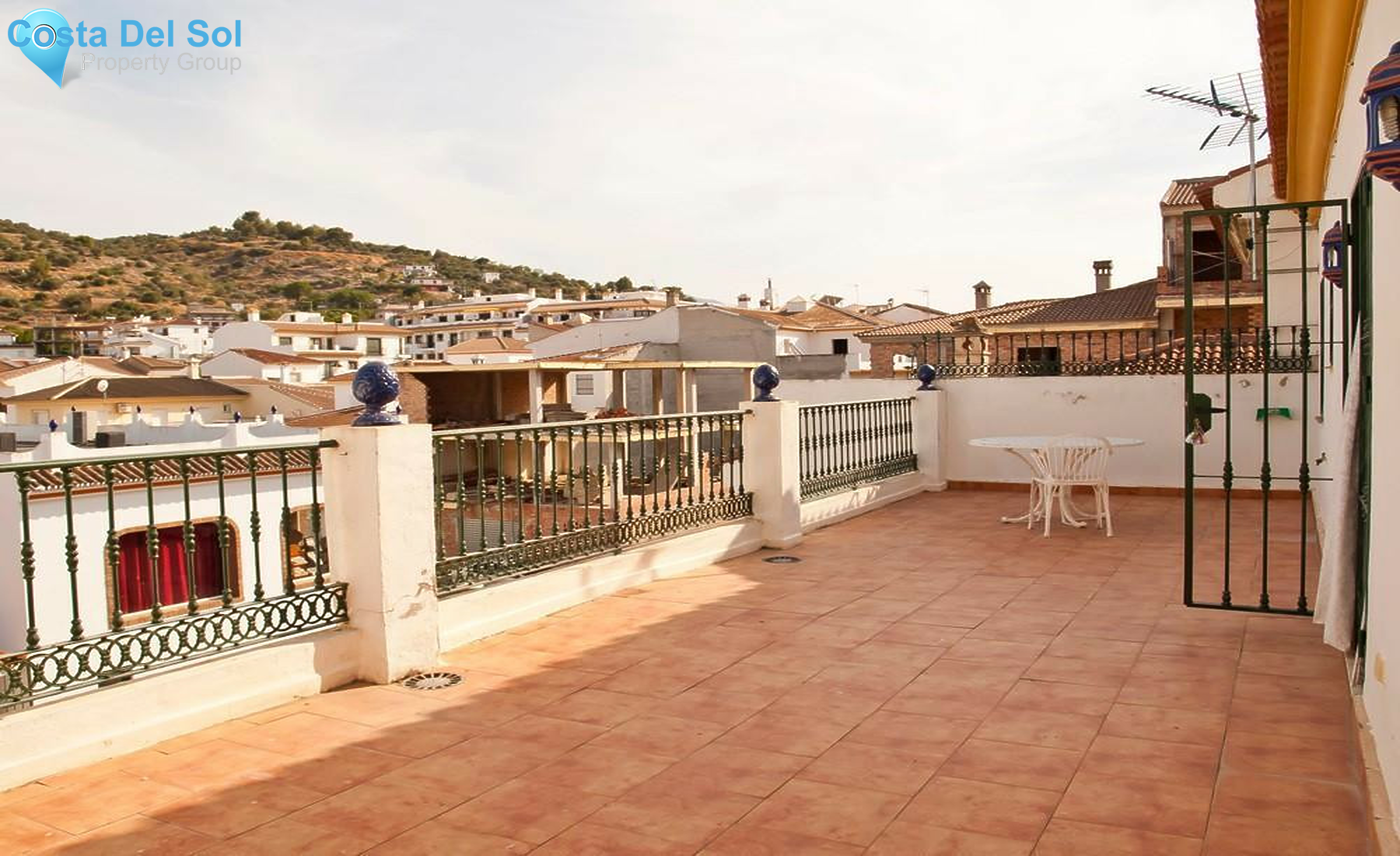 Townhouse in Guaro-1356858