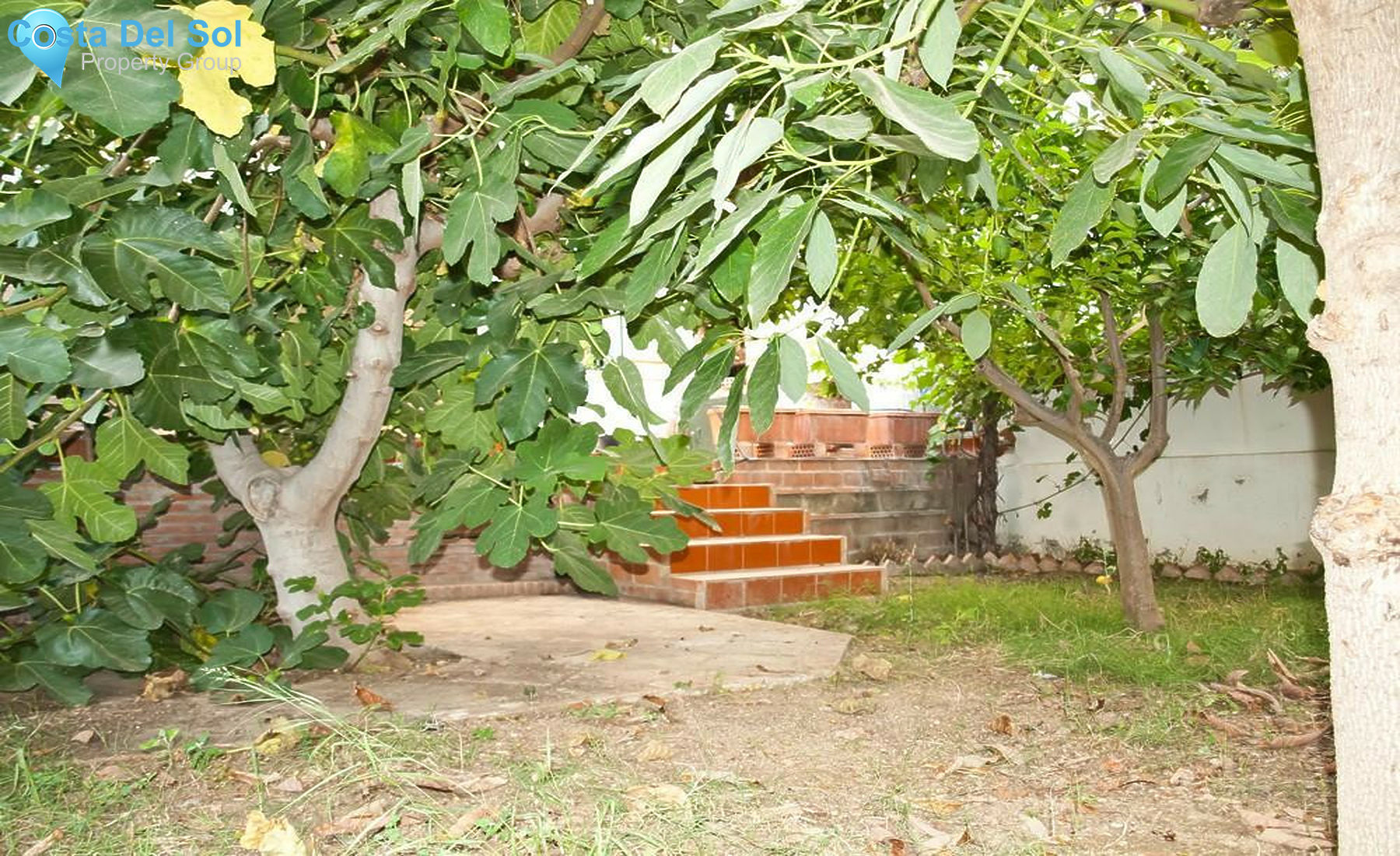 Townhouse in Guaro-1356859