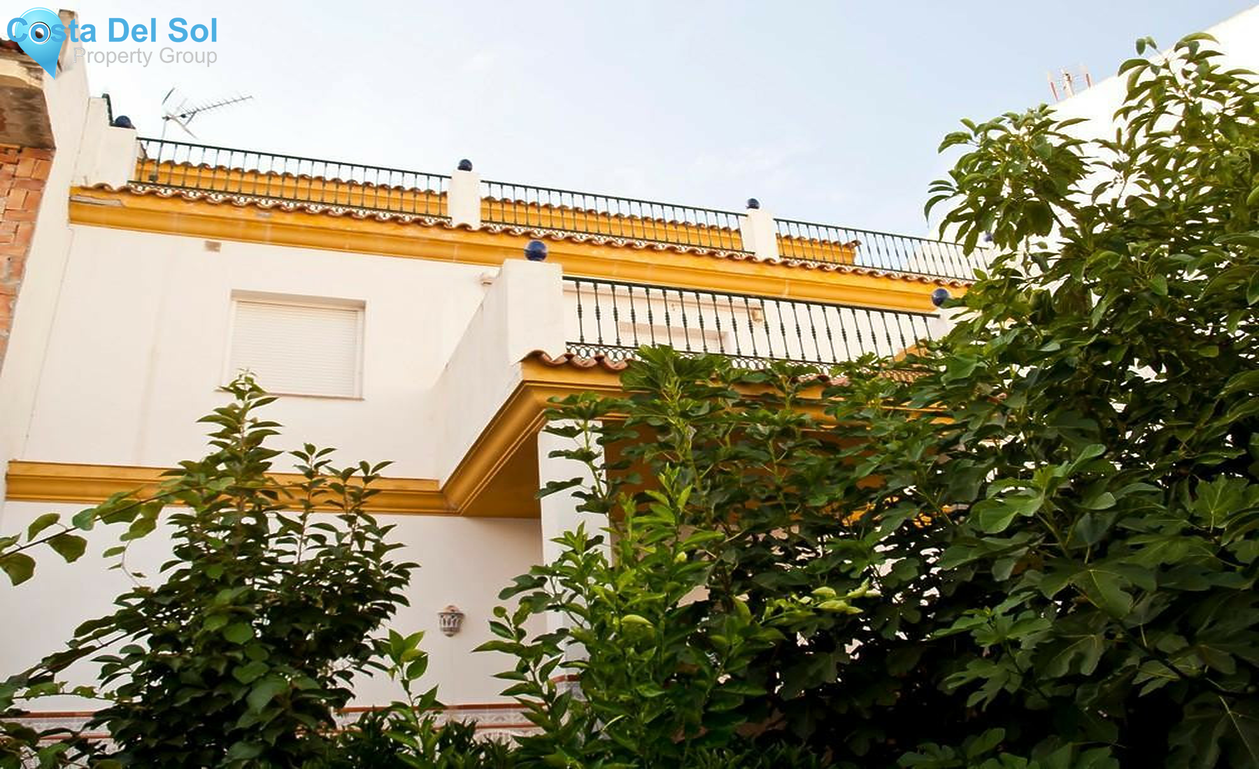 Townhouse in Guaro-1356860