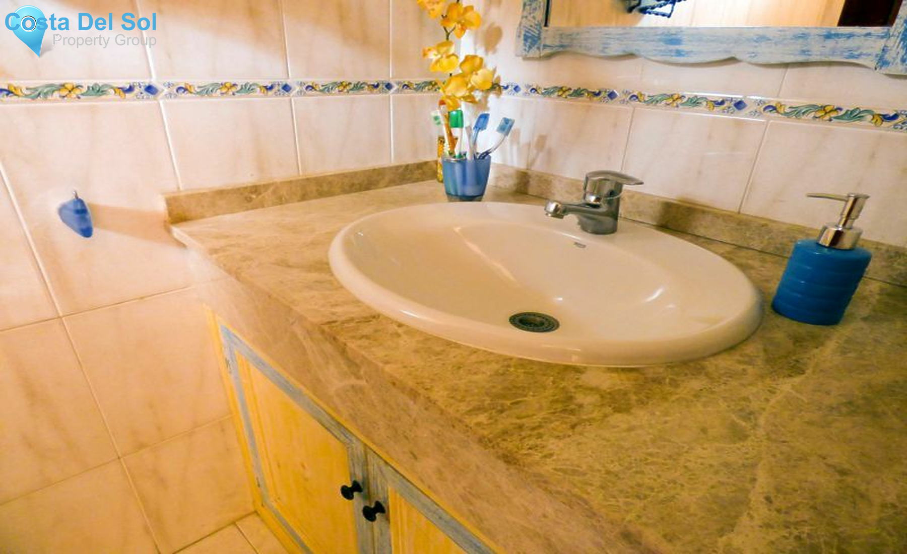 Townhouse in Marbella-1141880
