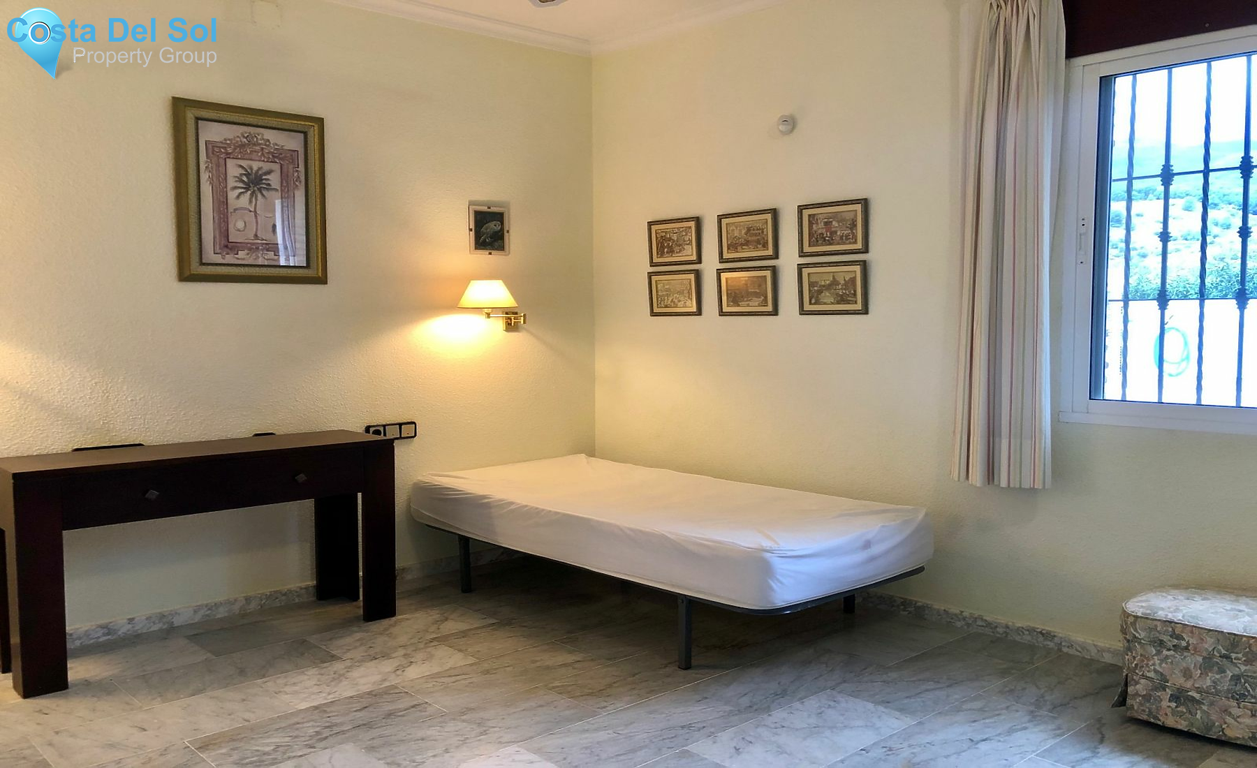 Bungalow in Alhaurín de la Torre-1178062