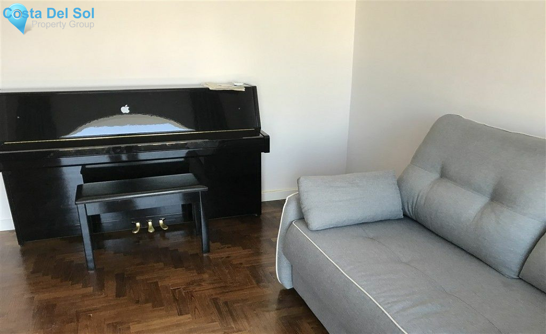 Detached Villa in Alhaurín de la Torre-1183150
