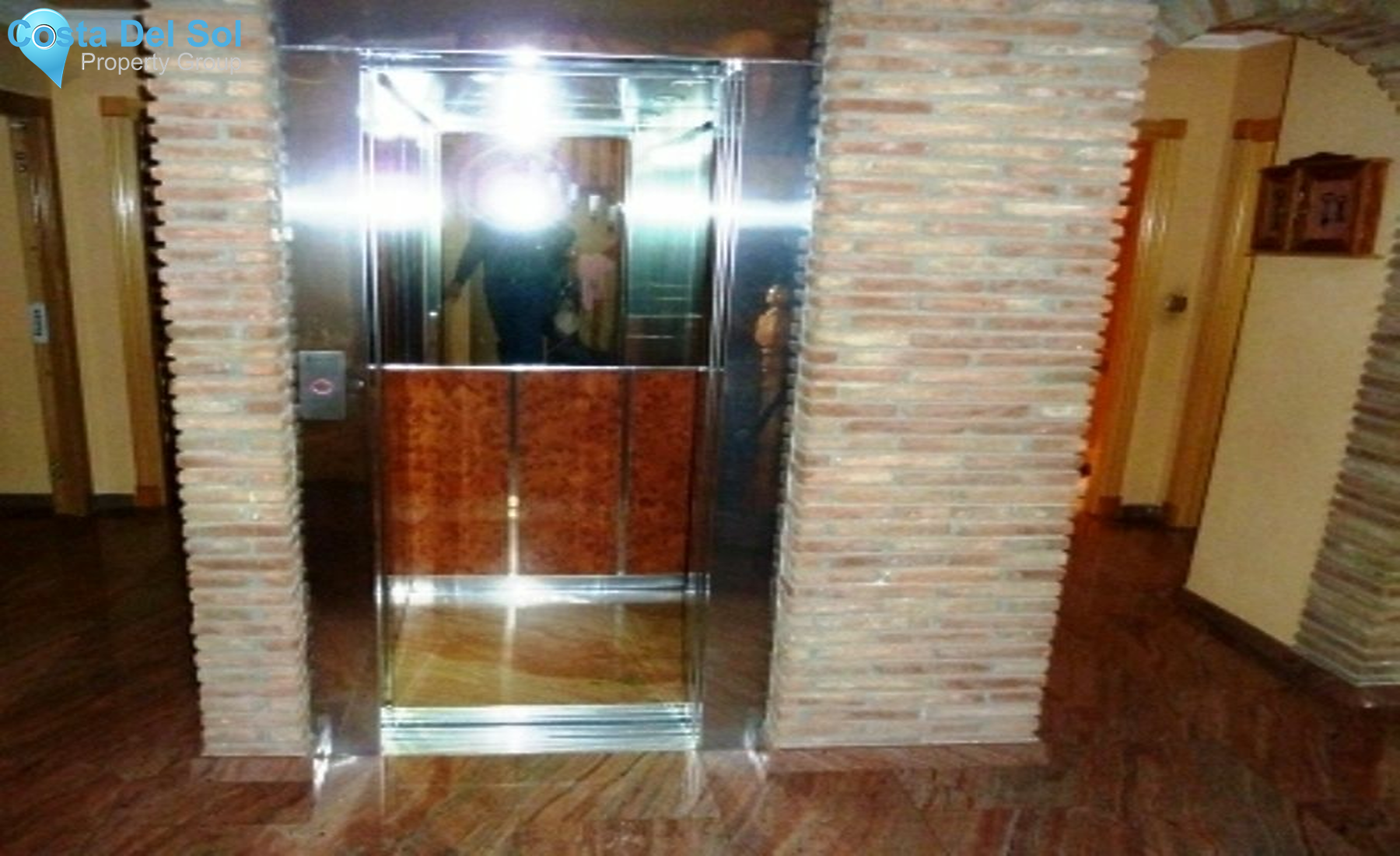 Detached Villa in Alhaurín de la Torre-1226551