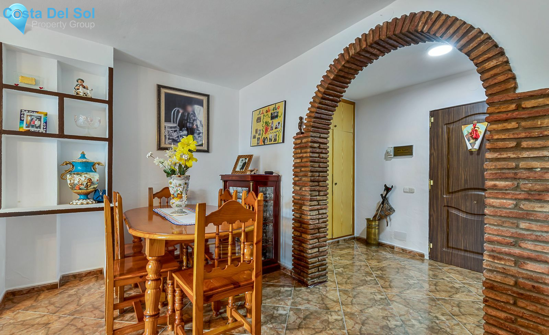 Detached Villa in Alhaurín de la Torre-1517936